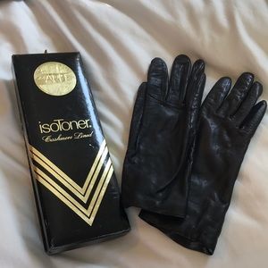 LUXURY BLACK LEATHER CASHMERE LINED GLOVES